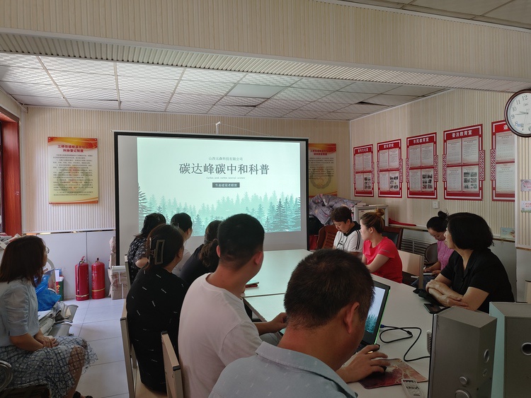 生态建设者联盟联合柳溪街社区开展低碳社区宣传活动