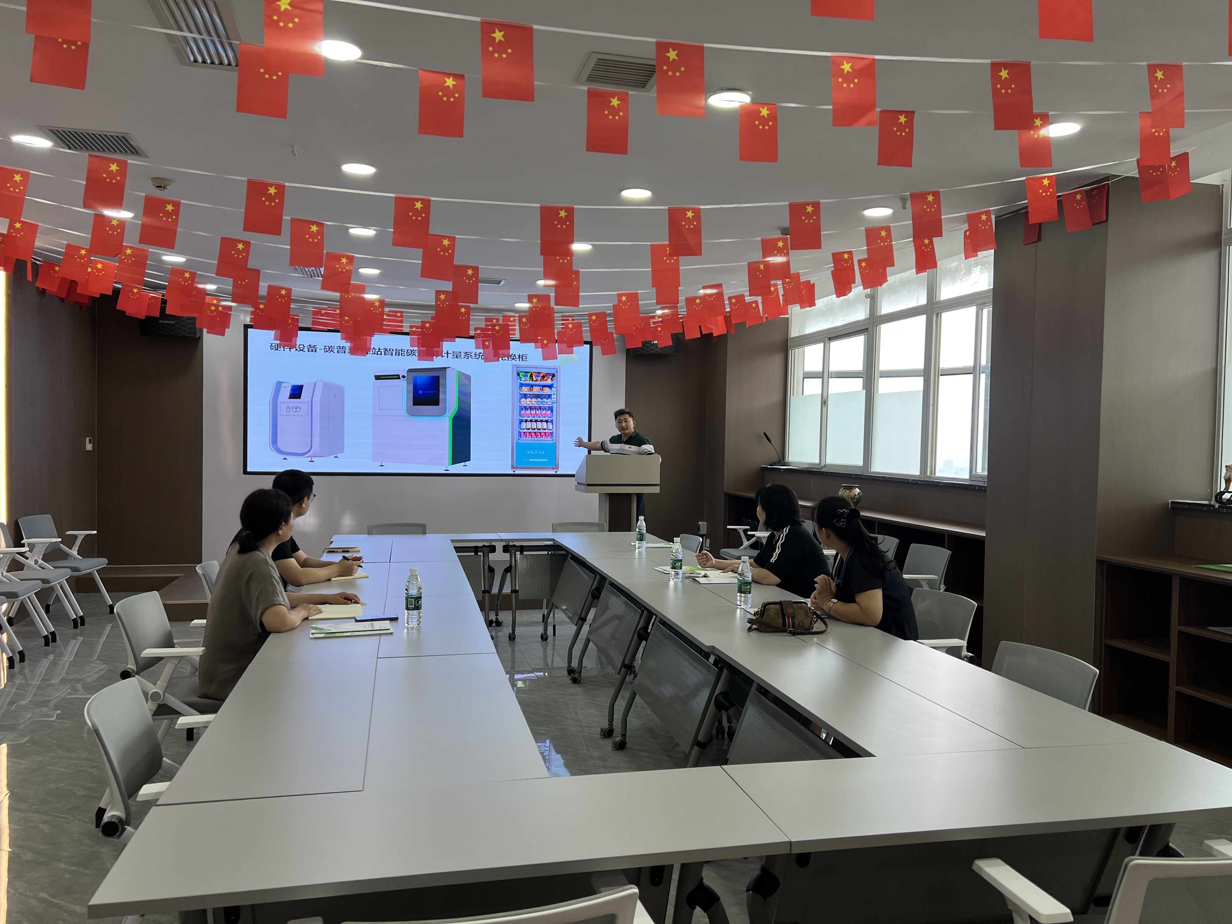 元森与邮政携手同行 | 共探绿色新篇，赋能 “零碳” 未来